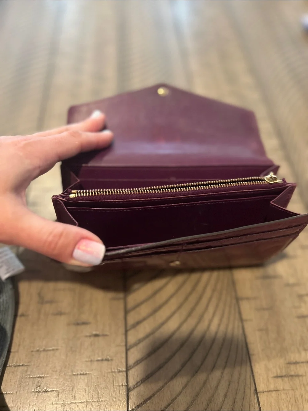 Louis Vuitton Vernis Envelope Wallet - Bordeaux Patent